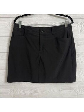Eddie Bauer Women’s Black Nylon Stretch Mini Skirt. Size 10